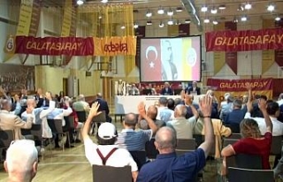 Galatasaray’ın divan toplantısı başladı