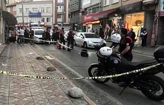 İstanbul’da sokak ortasında silahlı saldırı:...