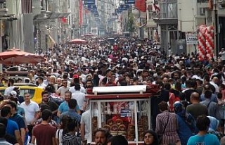 İstiklal Caddesi’ne bayram akını