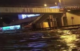 Kadıköy’de sel sularının bastığı alt geçit...