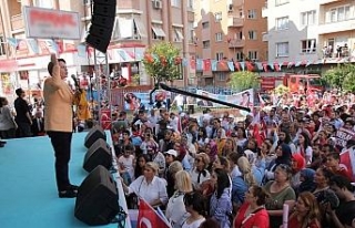 "Kadın Cumhurbaşkanı seçileceğim inşallah"