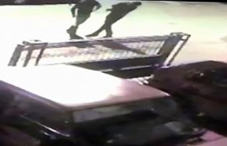 Komşusunun aracını çalmak isteyen hırsızı dövdü