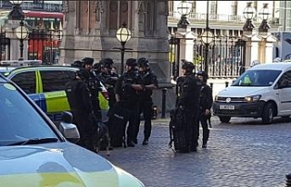 Londra’da bomba paniği