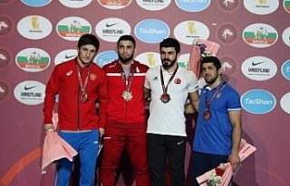 Milli güreşçilerimizden 2 gümüş, 1 bronz madalya