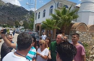 Muharrem İnce, ailesiyle birlikte Marmaris’te tatil...