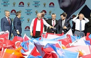 "Ortada böbürlenip dolananlar AK Parti’ye,...