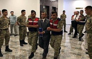 Sözde sıkıyönetim komutanına müebbet hapis
