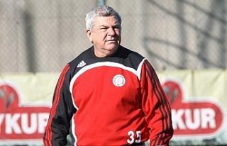 Spor camiasından Ümit Kayıhan’a başsağlığı