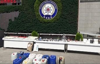 Uyuşturucu hap imalathanesine polis baskını