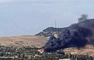 Ankara’da askeri kışlada çatı yangını