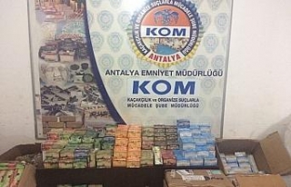 Antalya’da 281 kilo kaçak nargile tütünü ele...