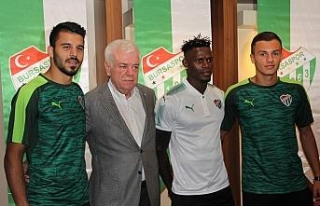 Bursaspor 3 futbolcuyu kadrosuna kattı