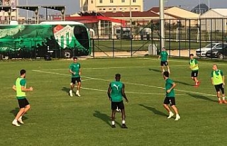 Bursaspor günü çift idman ile tamamladı