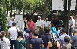 Çolpan İlhan mezarı başında anıldı