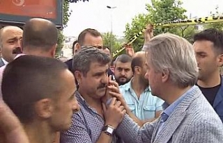 Demircan evi çöken vatandaşları teselli etti
