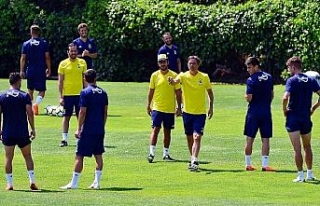 Fenerbahçe yeni sezon hazırlıklarını sürdürdü