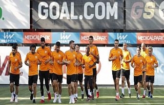 Galatasaray’da Nagatomo takıma katıldı