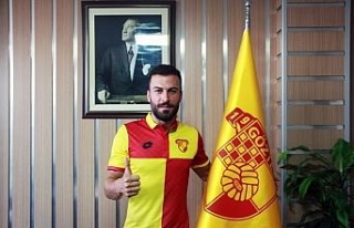 Göztepe 3. transferini gerçekleştirdi