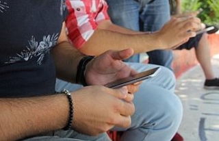 Hatalı cep telefonu kullanımı ağrılara davetiye...