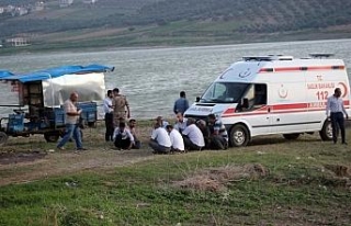 Hatay’da baba ve 2 kızı gölette kayboldu