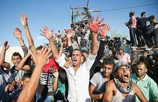 İsrail Gazze sınırına saldırı düzenledi: 3...