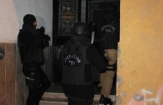 İstanbul merkezli FETÖ/PDY operasyonu:21 gözaltı