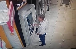 Önce para çekip sonra ATM’yi soyunca yakayı ele...