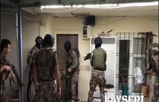 Özel Harekat destekli uyuşturucu operasyonu: 17...