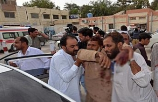 Pakistan’da seçim mitinglerine saldırı: En az...