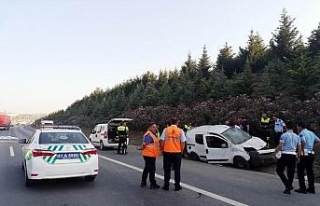 Polisten kaçan hırsızlar kaza yaptı: 1 ölü,...