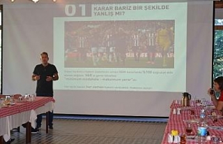 Sivasspor’da futbolculara ’VAR’ eğitimi verildi
