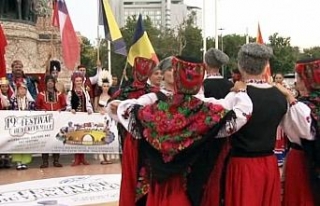 Taksim Meydanı’nda renkli festival görüntüleri