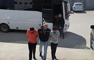 Terör propagandası yapanlara operasyon: 12 gözaltı