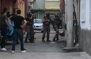 Torbacılara şafak vakti baskını