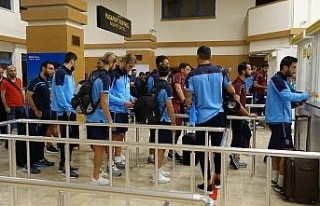 Trabzonspor, yurda döndü