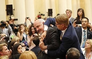 Trump-Putin toplantısında döviz açan gazeteci...