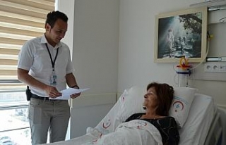 Yabancı hastalar Türk hekimlerine emanet