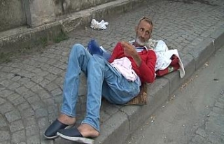 Zabıta sokağa bıraktı, yardımına 112 yetişti