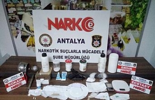 Antalya’da 100 bin liralık kokain ele geçirildi