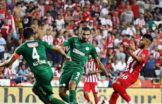 Antalya’da ilk yarıda 3 gol