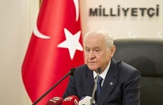 Bahçeli Erdoğan’ı tebrik etti