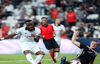 Beşiktaş ilk yarıyı 2-0 önde tamamladı