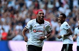 Beşiktaş işi ilk yarıda bitirdi