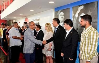 CHP örgütü genel merkezde bayramlaştı