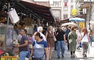 Eminönü’nde bayram alışverişi yoğunluğu