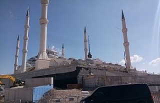 Erdoğan Çamlıca Camii’nde incelemelerde bulundu