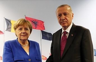 Erdoğan, Merkel ile telefonda görüştü