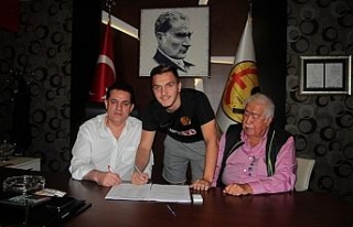 Erdon Daci Eskişehirspor’da