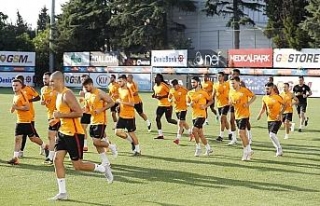 Galatasaray Göztepe maçı hazırlıklarını tamamladı