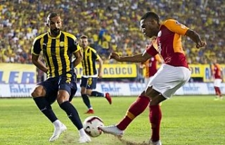 Galatasaray ilk yarıyı 2-1 önde kapattı